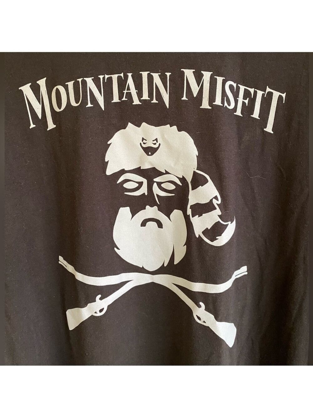 Mountain Misfit 2XL Men's lightweight T-shirt.New! Poly cotton blend. Black/gray